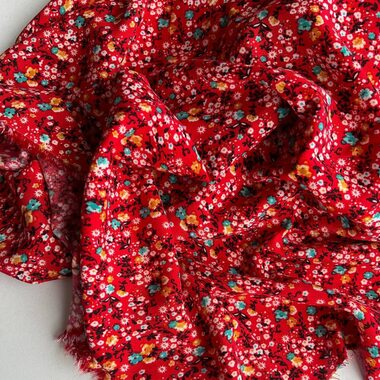 Штапель мелкие цветы Adelia Bonar красный санфоризированный плательная вискоза 100%